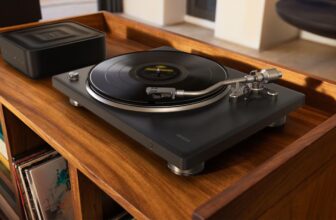 Denon’s DP-500BT turntable combines premium design with Bluetooth streaming for $899