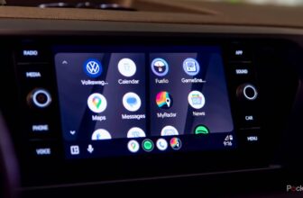 Google Meet rolls out to Android Auto with a ridiculous restriction