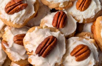 Vanilla Maple Cookies – Delicate, Chewy and Scrumptious